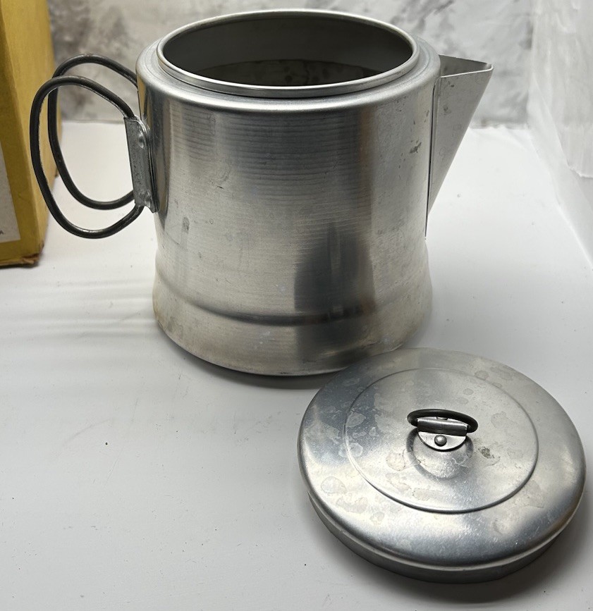 Vtg MIRRO Aluminum Sierra Compact Nesting Camp Kit (M-4311) See Description