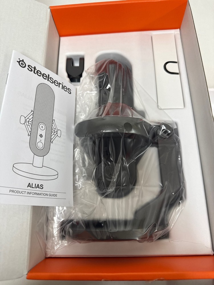 SteelSeries Alias Microphone - FREE SHIPPING
