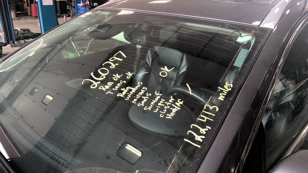 Air Shutter Fits 18-24 MURANO 752202