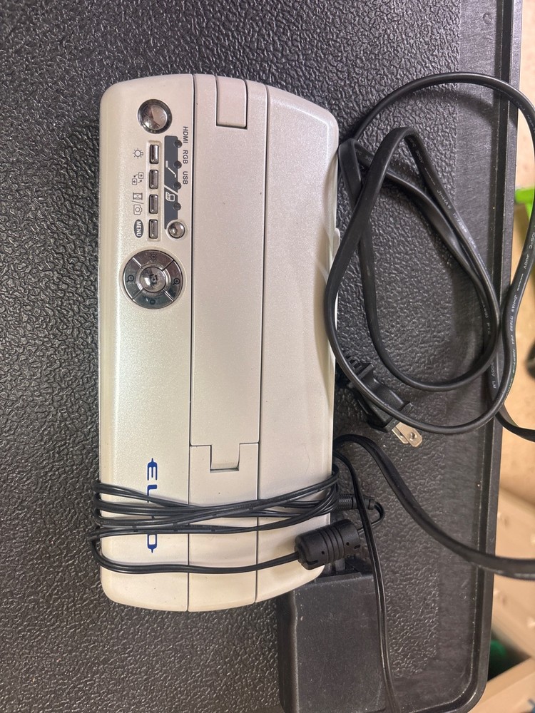 Elmo MO-1 Visual Presenter Document Camera HDMI VGA USB Includes Power Cable