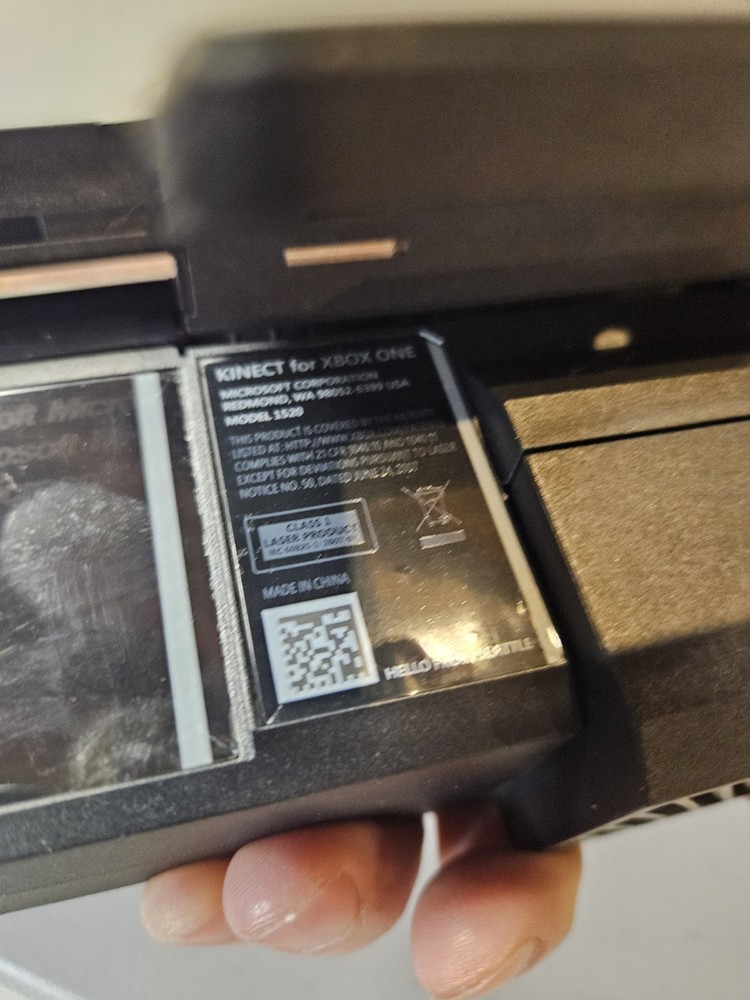 Microsoft Xbox One Kinect Sensor Bar Black Model 1520 Includes Cord