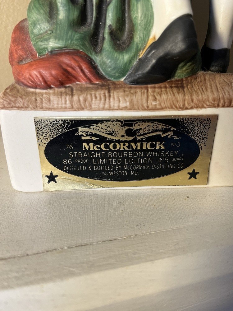 Thomas Jefferson Decanter Empty McCormick Distillery American Porcelain