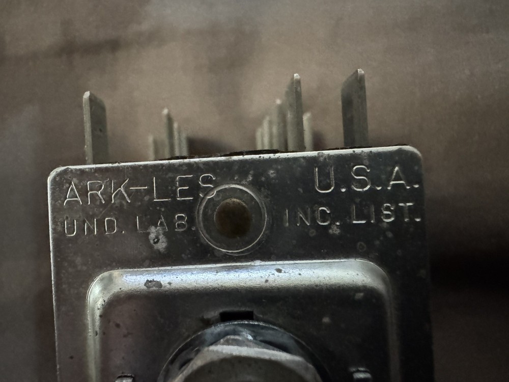 Arkless 97403 Rotary Switch, 4pol 4pos, NOS