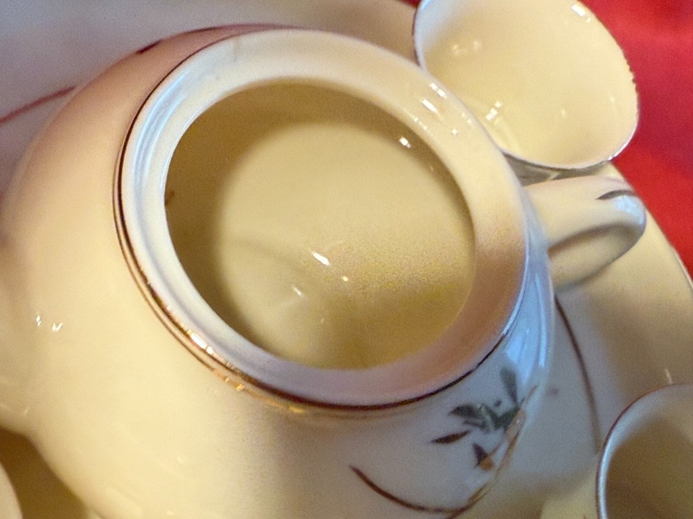 Porcelain Tea Set