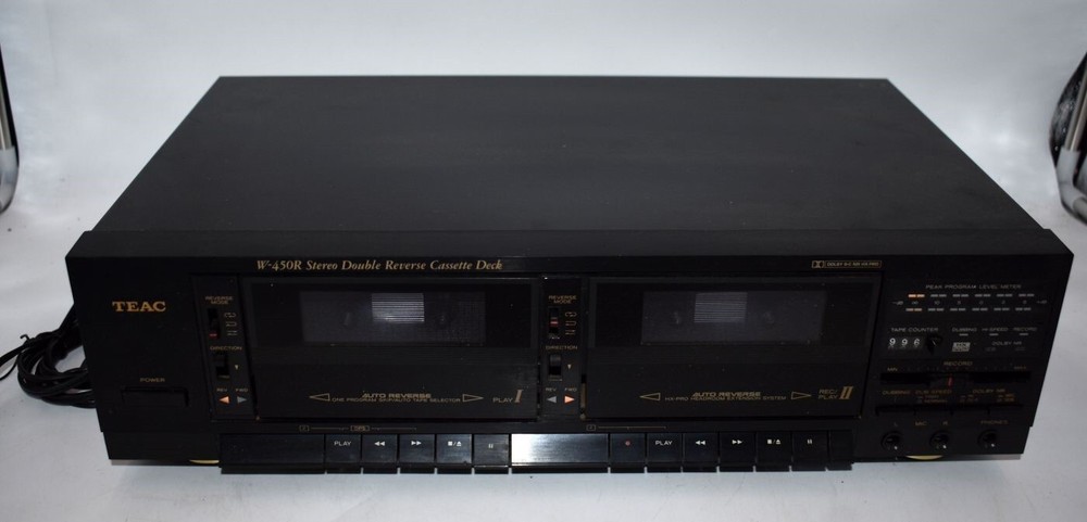 TEAC STEREO DOUBLE REVERSE CASSETTE DECK - MODEL W-450R