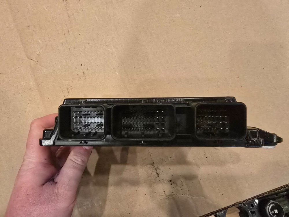 NEW EAGLE 5554-112-0904-F00-M FLASH ENGINE CONTROL MODULE. USED ECM