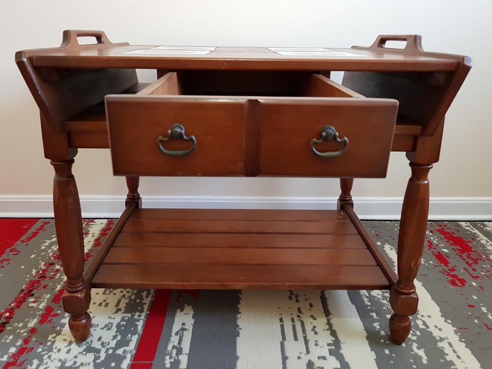 ANTIQUE PRIMITIVE COUNTRY SHERATON Coffee TABLE - RUSTIC