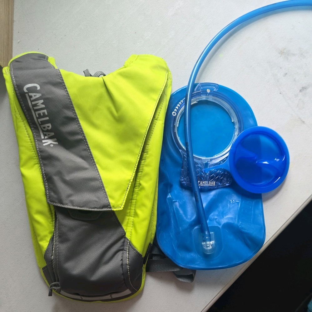 Camelbak Hydration Backpack 50 Oz./ 1.5L  Black Hydrobak