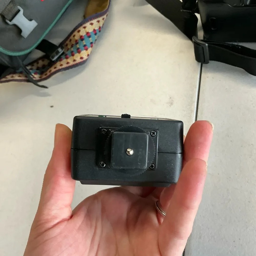 vivitar electronic flash 2000 Shoe Mount Flash-Not Tested