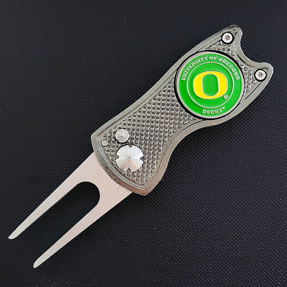 Oregon Ducks Switchblade Divot Tool 2-Sided Golf Ball Marker