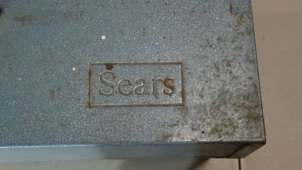 Vintage Sears/Craftsman toolbox with tray.