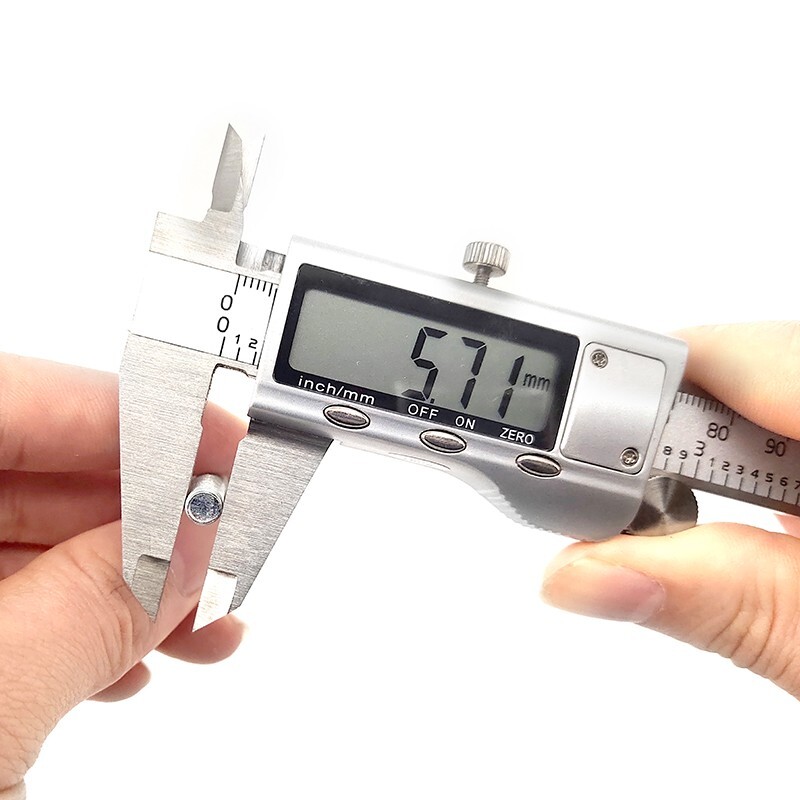 Gemred Electronic Digital Caliper 81204-M - Gem Red