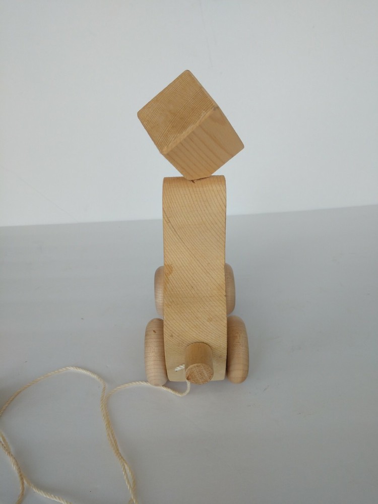 Wooden Seal Pull Toy - Unbranded