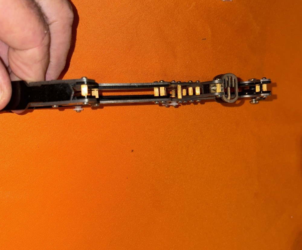 Miniature compound bow NOT A TOY ￼