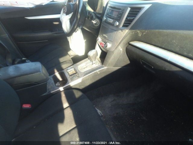 LEGACY 2013 Headrest 353226