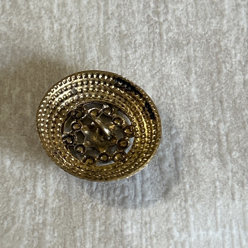 10 Antique Metal Buttons 3 Patterns