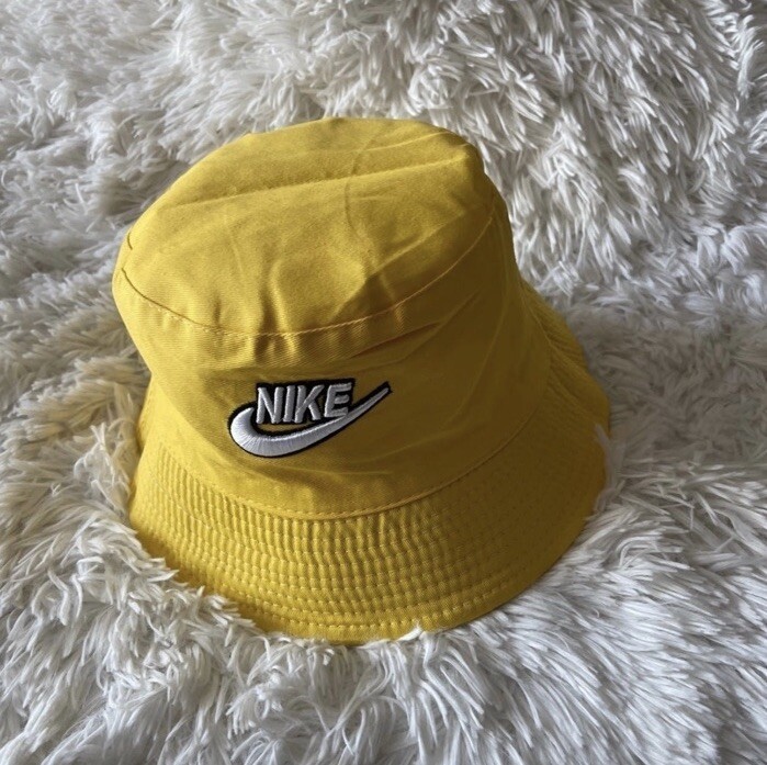 Unisex Nike reversible bucket hat Yellow