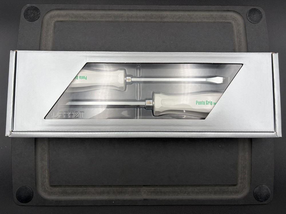 Mac Tools 2022 Striking Flat Screwdriver 2 Set Penta Grip White Hard Handle