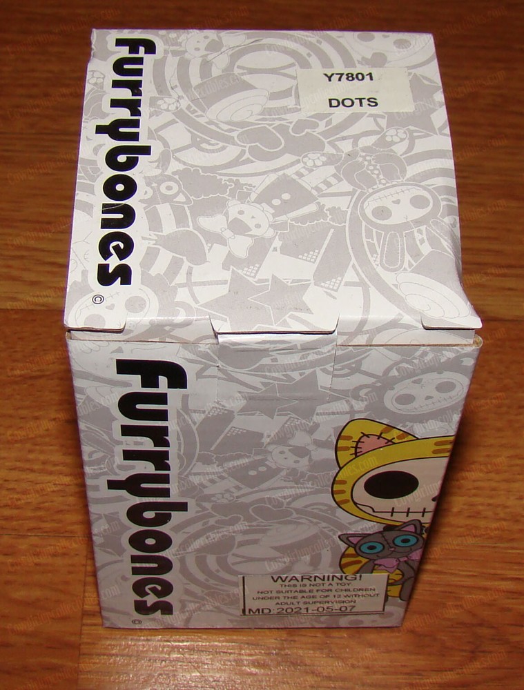 Furrybones DOTS Skeleton (Summit Collection, Y7801) Ladybug
