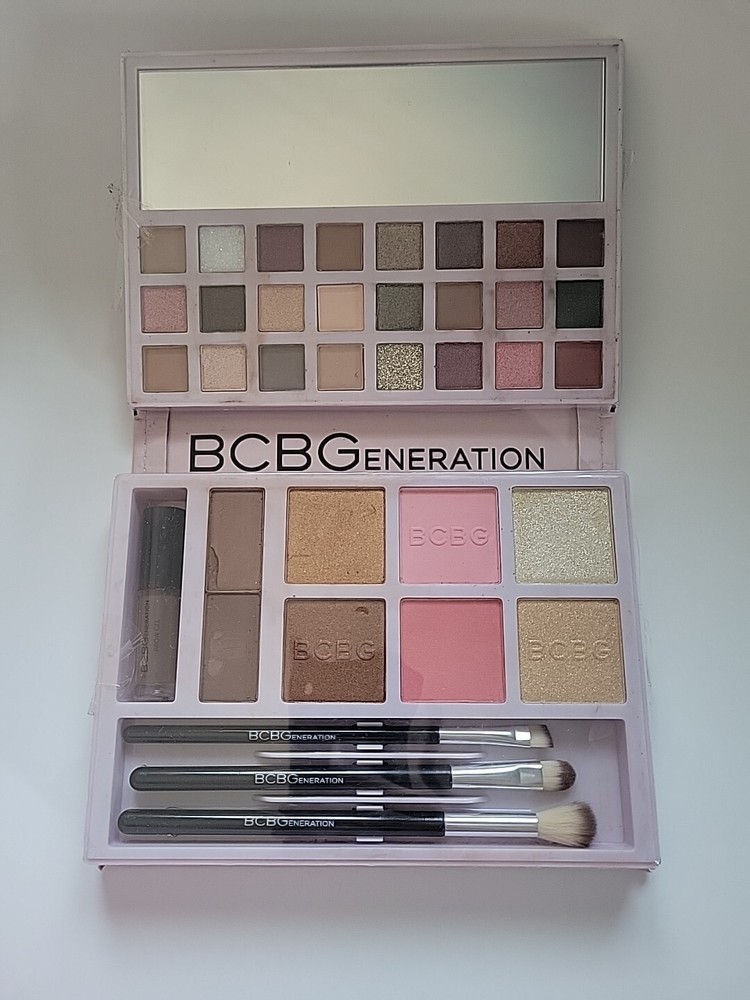 BCBGeneration 36 pc total face & eye palette with mirror