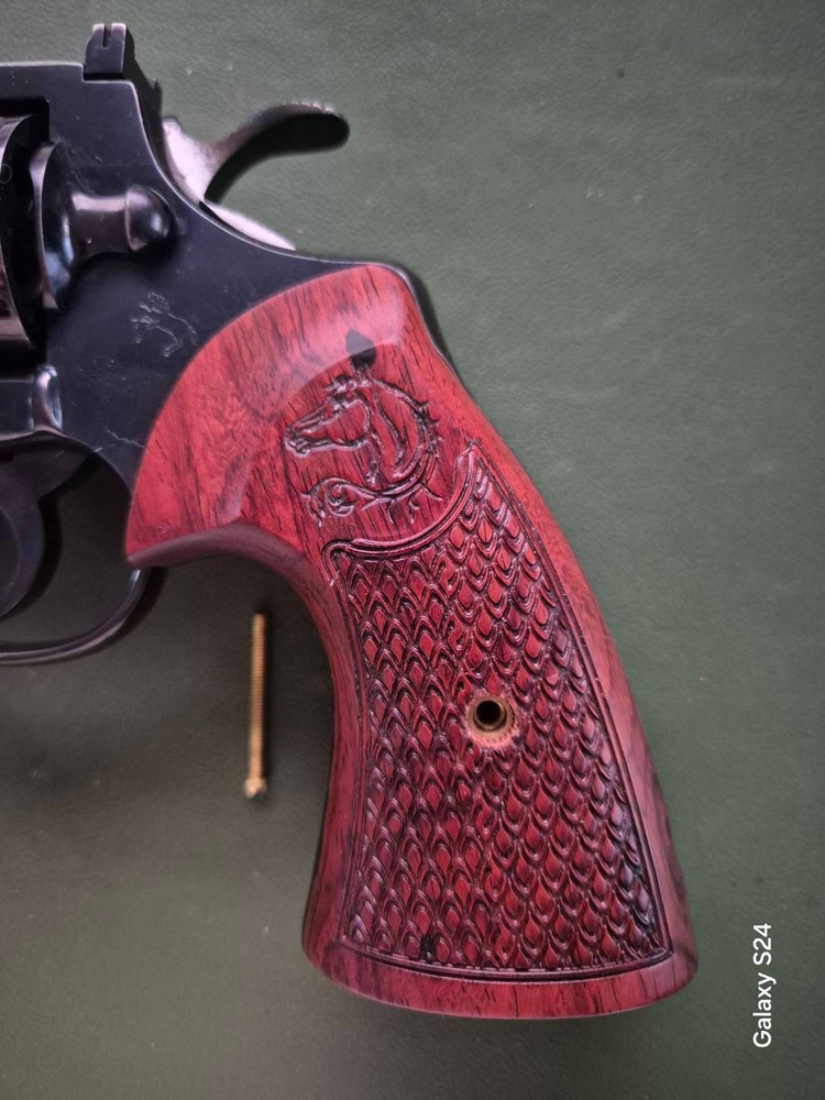 Colt Python grips Old or New E/I frame,Python re-designed 2020,Handmade Thailand