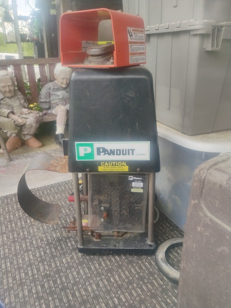 Panduit Corp. Pneumatic Bench Press