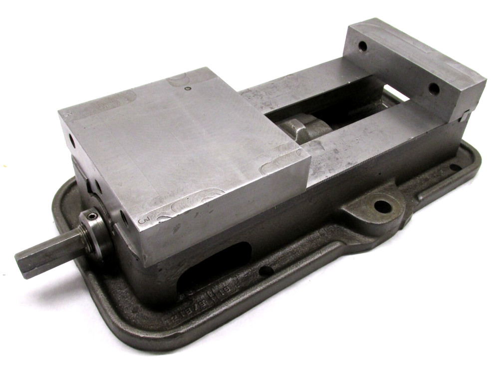 KURT ANGLOCK 6" MILLING MACHINE VISE - #D60