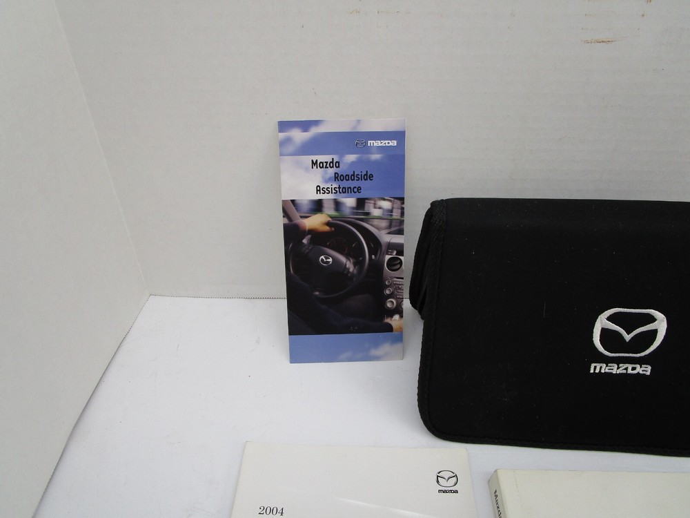 04 MAZDA 3 OWNERS MANUAL OEM