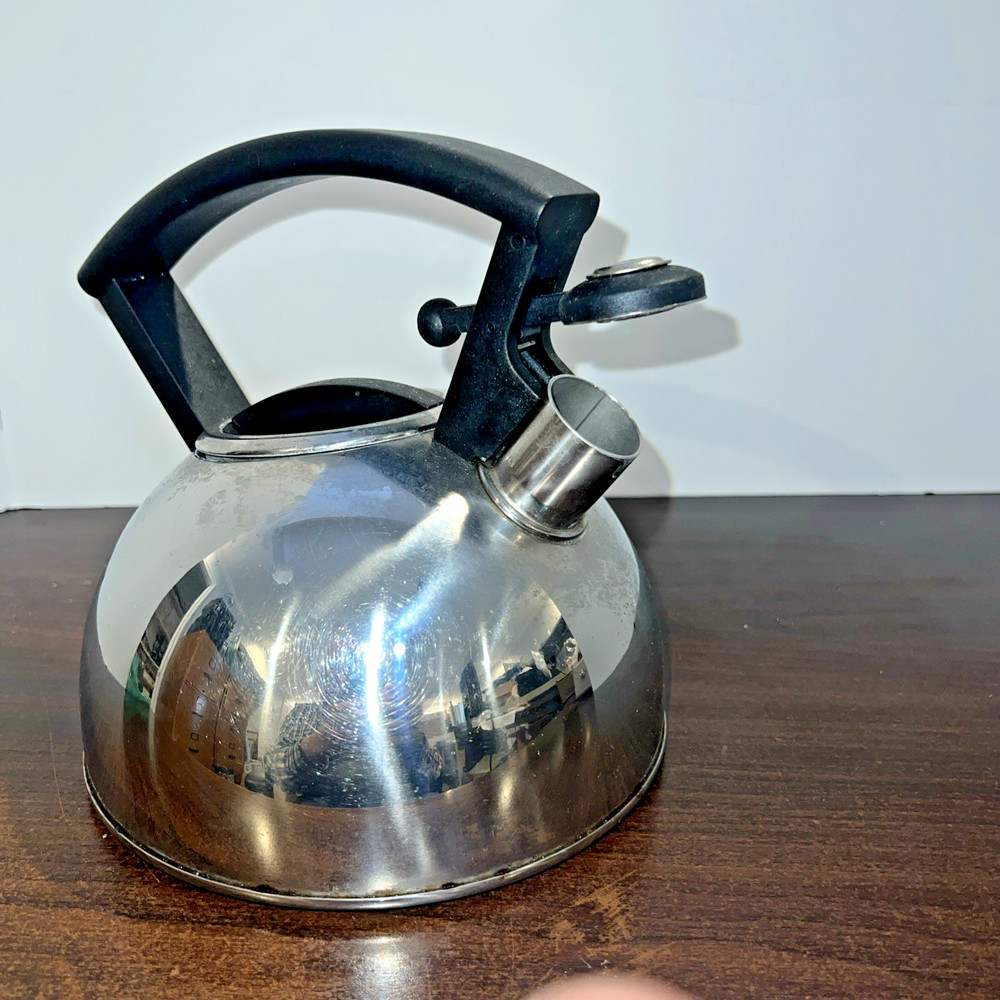 Cooco Whistling Tea Kettle in excellent condition ready to use