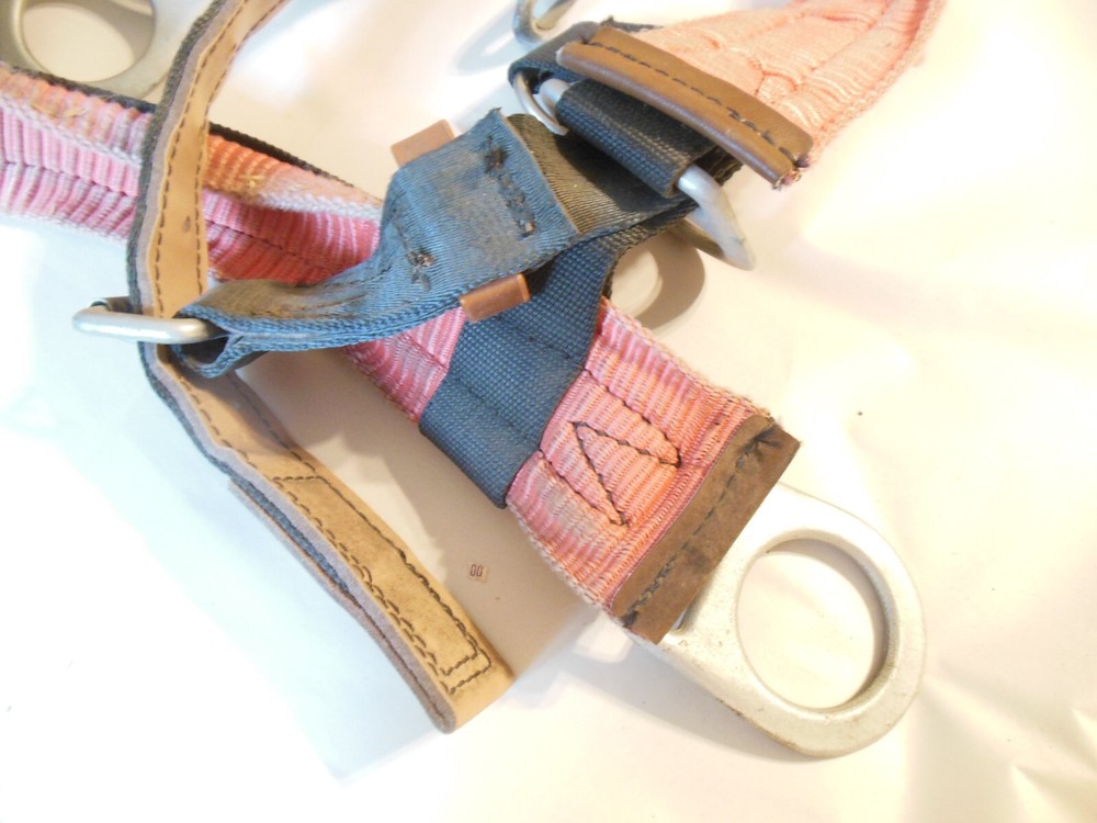 Tree Pole Climbing Lineman Construction Harness Gear Used