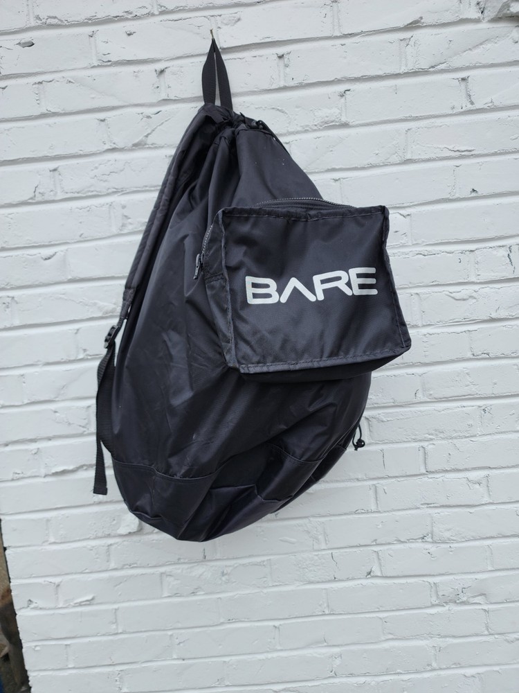 Bare D6 Pro Dry, Suit Diving