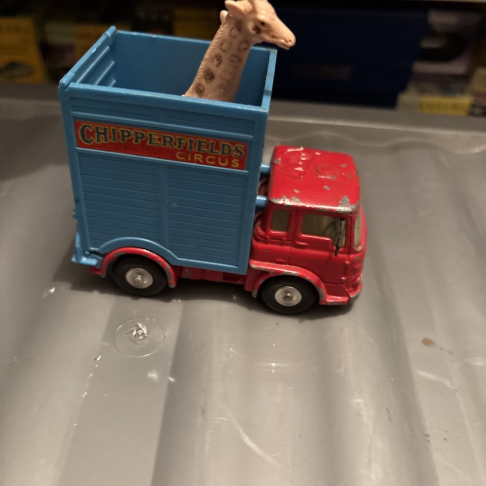 CORGI BEDFORD + ANIMALS