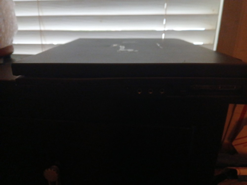 Dell Imspiron 3500 Model # Ts30t No Cord Untested