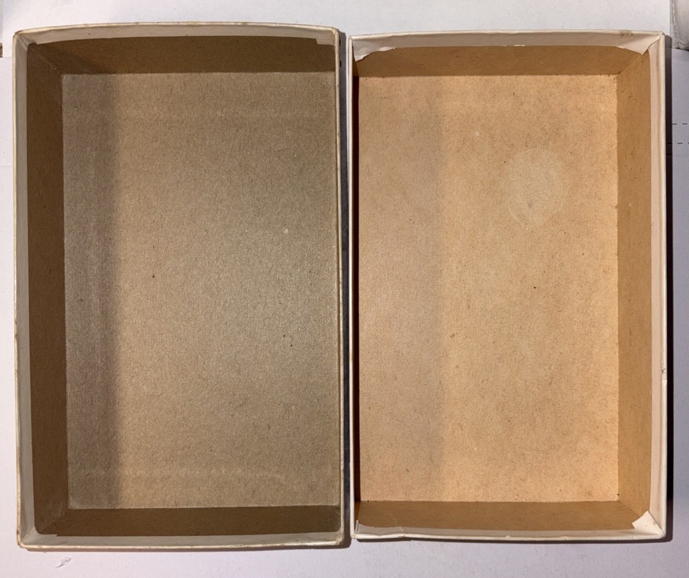 White Crest Chocolate Co. Assorted Milk Chocolate Box Cambridge Mass 7.25 X 4.5