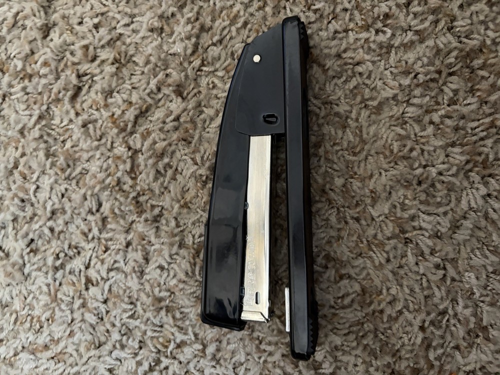 Swingline Black Standard Stapler