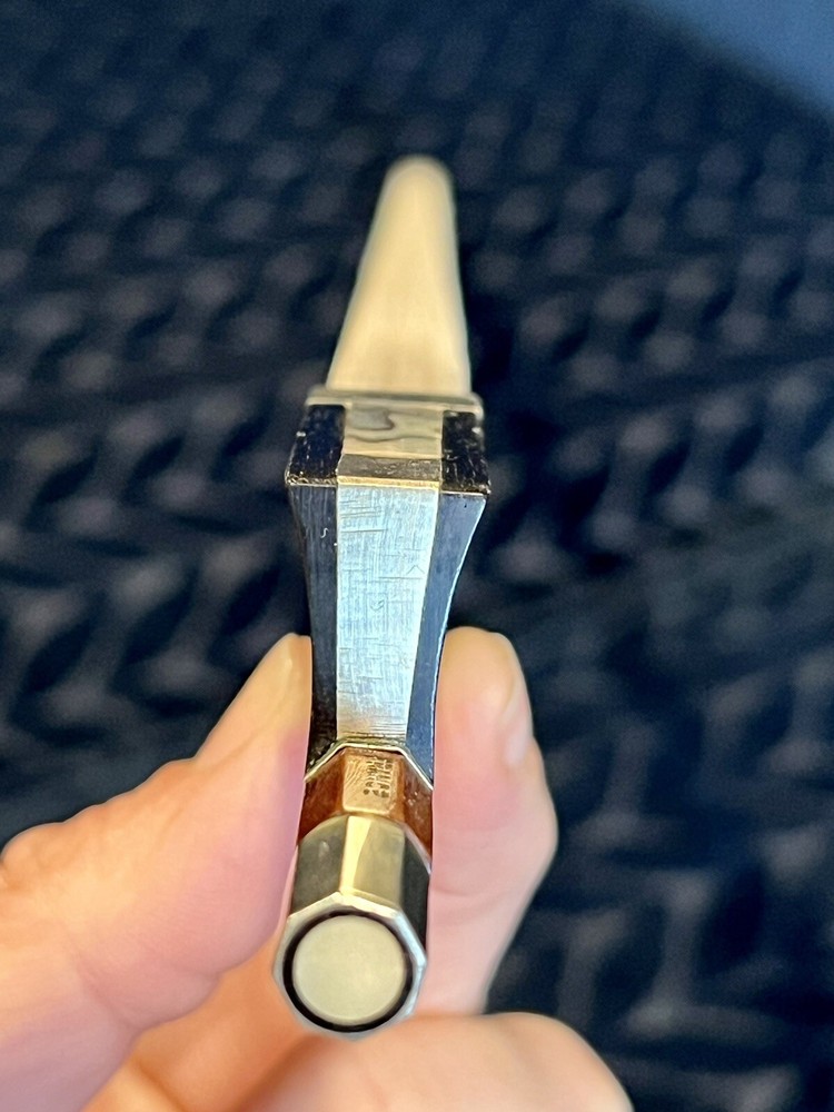 French violin bow