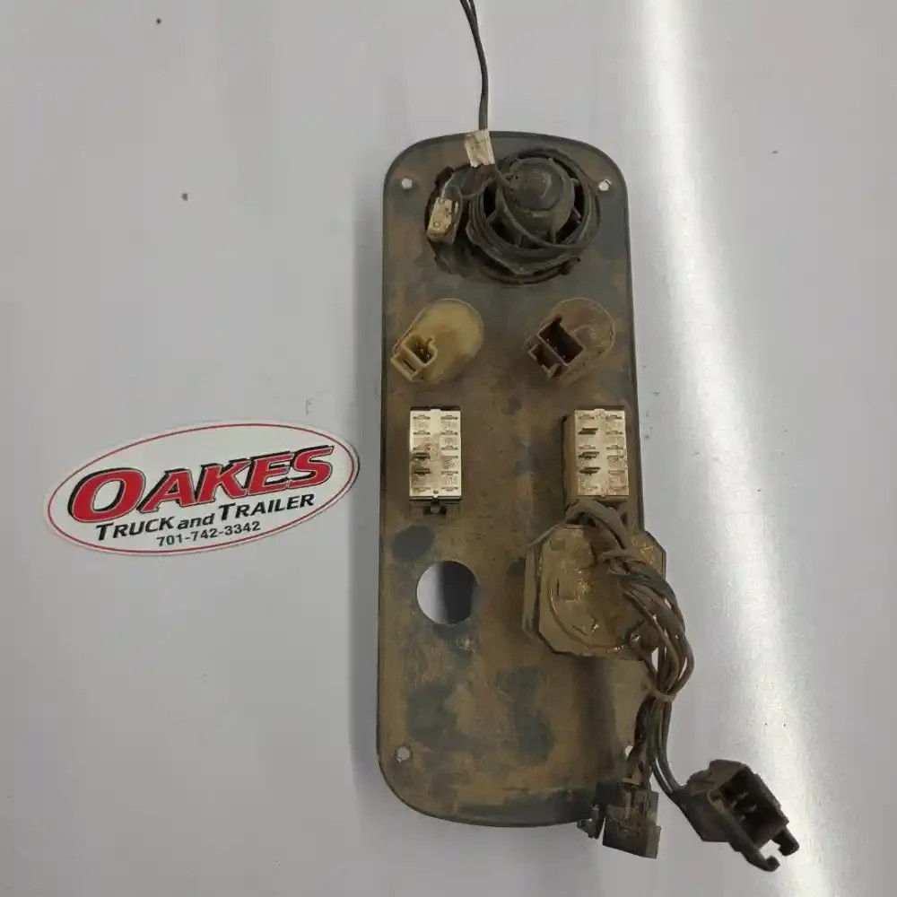 2006 Freightliner Columbia Sleeper Heater Controls