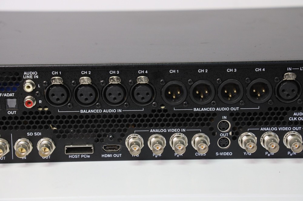 Avid Technology 7020 - 30008 - XX Audio Video Interface Box