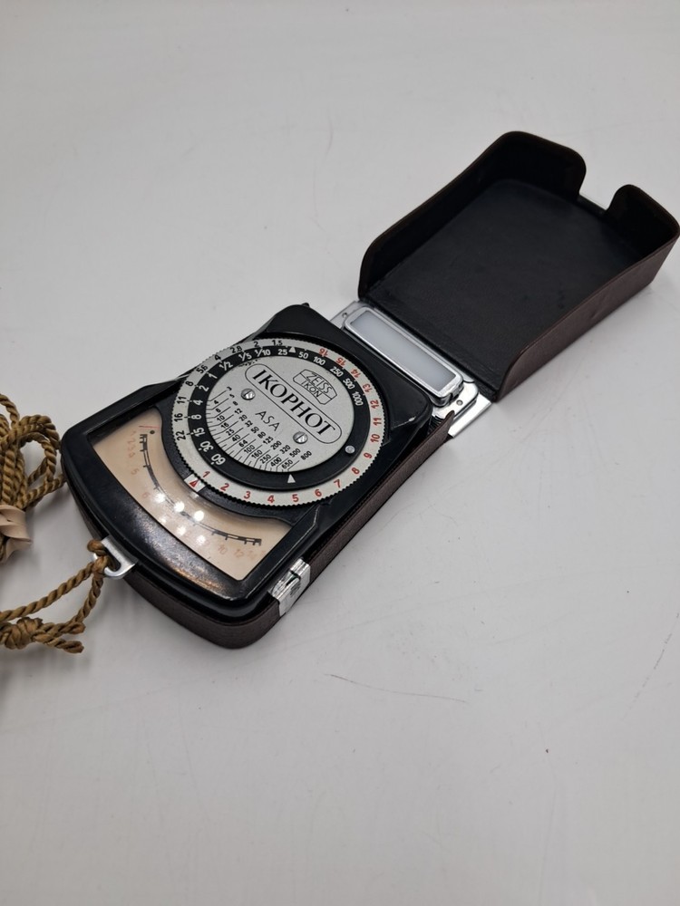 Zeiss Ikon IKOPHOT Light Meter /w Case - 1/2 Box - Insert