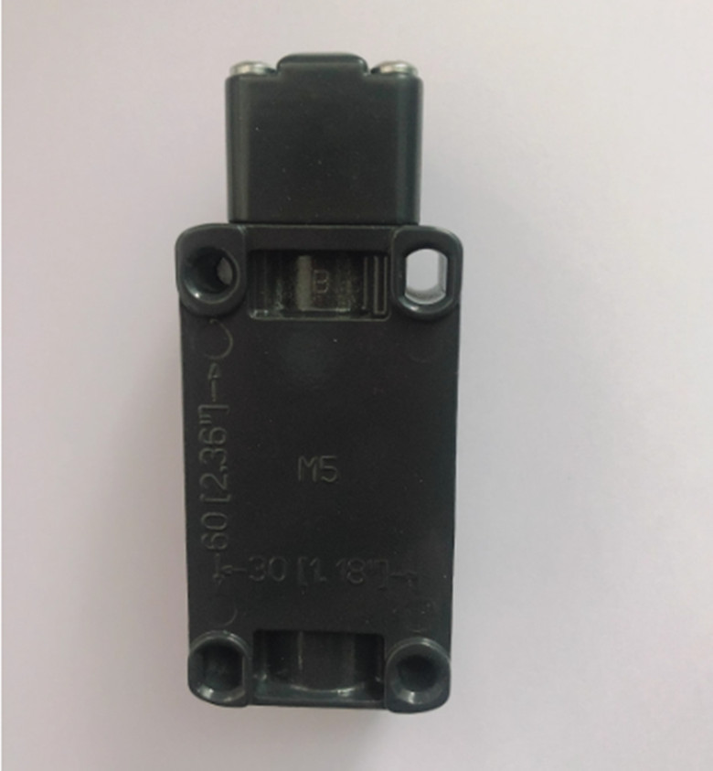 Pizzato FD 535 limit switch
