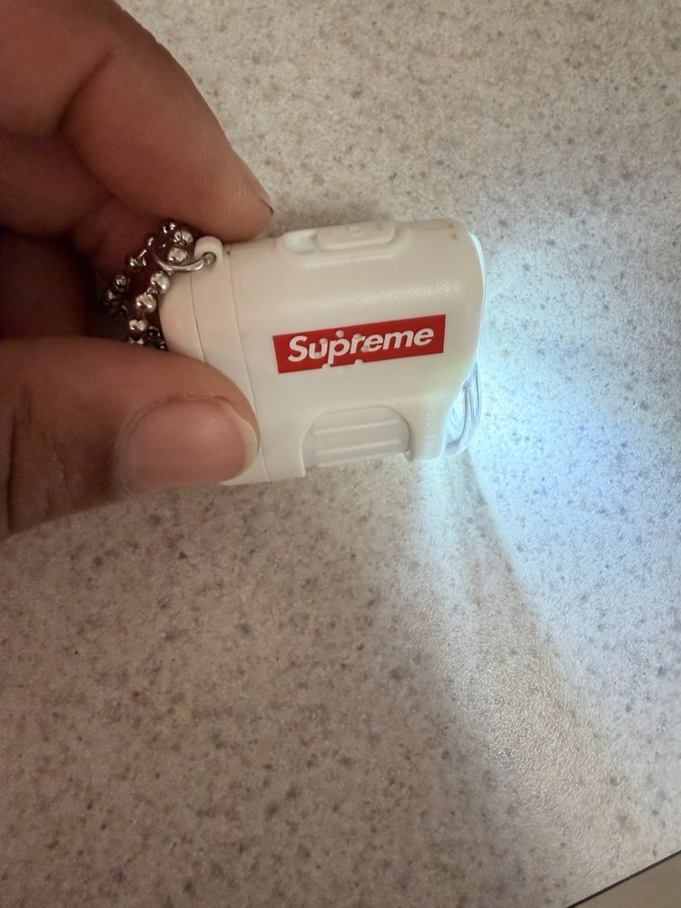 Supreme Raymay Pocket Microscope Keychain