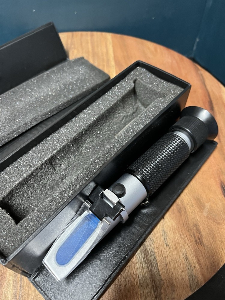 ATC Portable Refractometer With Case