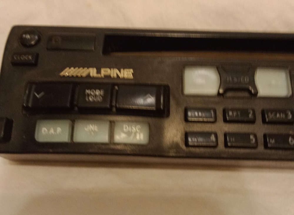 Alpine CDE-7822S CD Receiver Faceplate Only (Used).