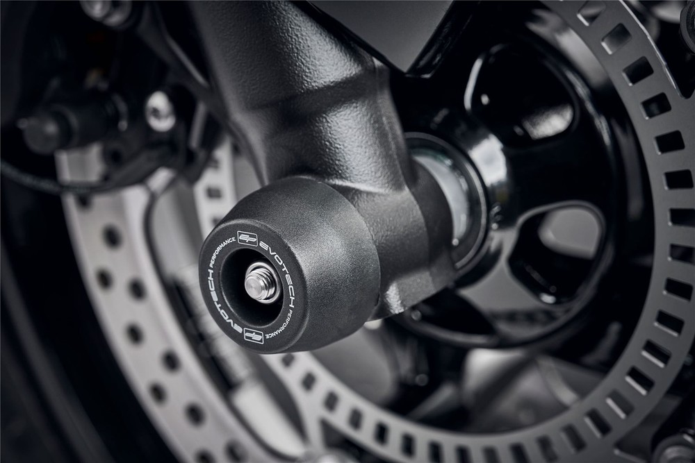 Evotech Front Spindle Bobbins - Triumph Trident 2021+