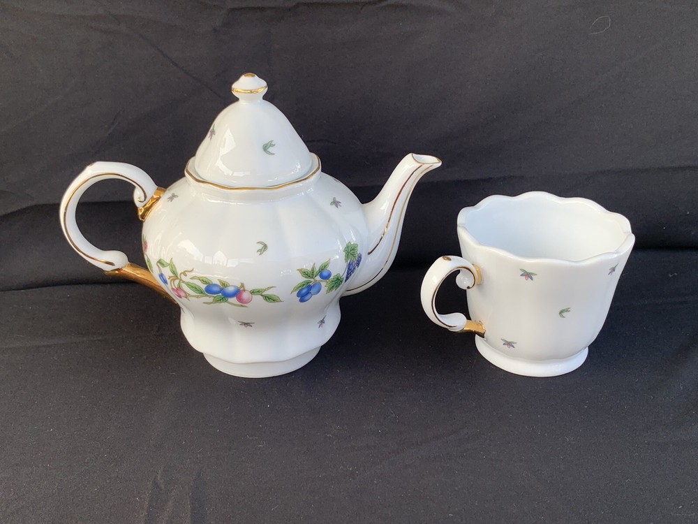Porcelain Stacking Teapot & Cup - Fruit Pattern ~ Free Shipping