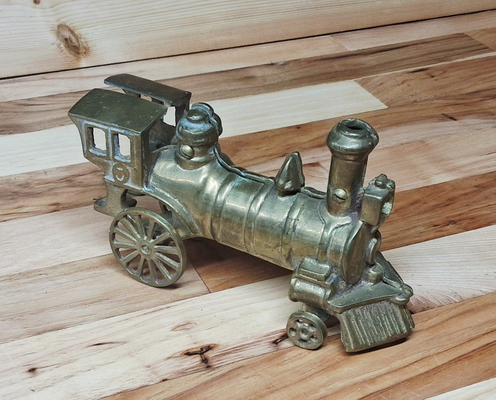 Vinatge Solid Brass Railroad Moving Wheels Train Figurine
