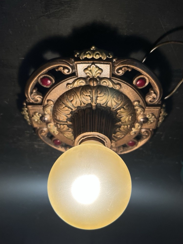 Single Bulb Flush Mount Fixture Rewired 65G