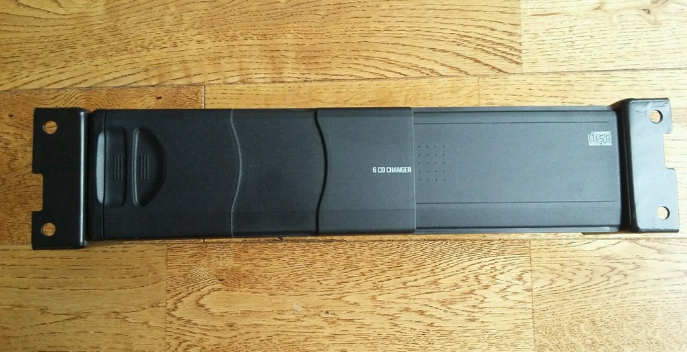 BMW 3 SERIES E46 CD CHANGER GENUINE REFURBISHED