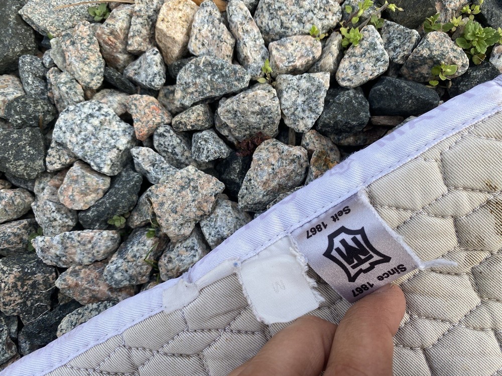 Mattes Size Medium Saddle Blanket
