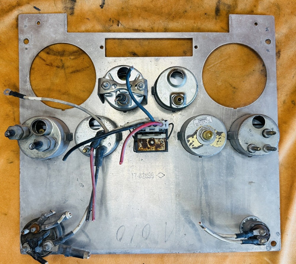 Peterbilt Speedometer Cluster